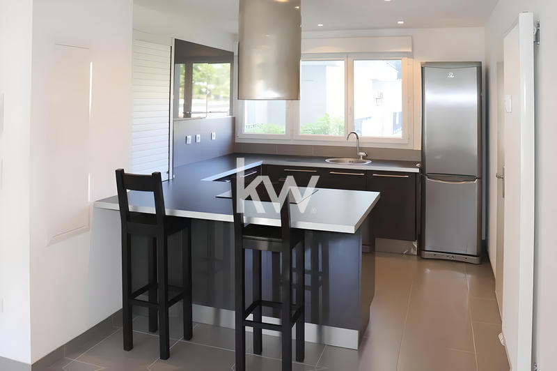 Appartement - 83 m² - 4 pièces