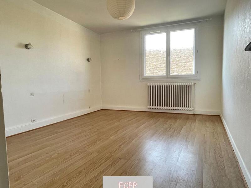 Appartement - 112 m² - 5 pièces