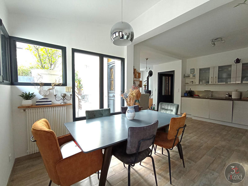 Maison - 110 m² - 5 pièces