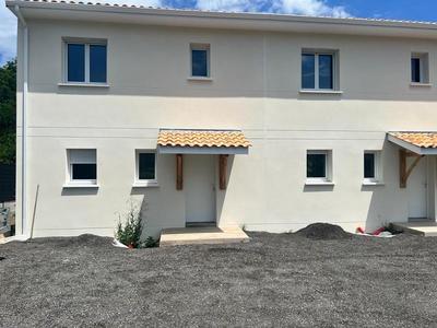 Maison - 90 m² - 4 pièces