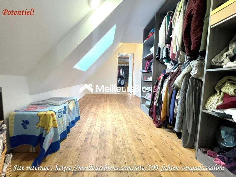 Propriété - 195 m² - 8 pièces