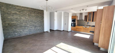 Maison - 105 m² - 4 pièces