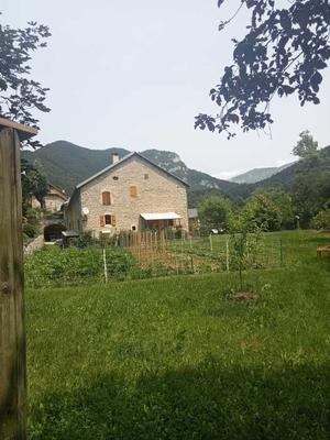 Corps de ferme - 380 m² - 11 pièces