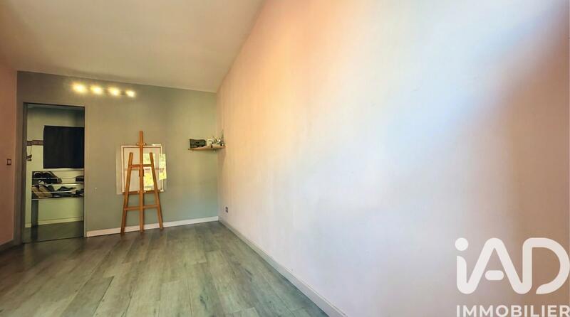 Appartement - 100 m² - 5 pièces