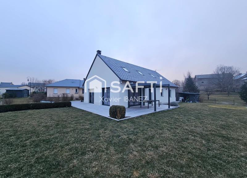 Maison - 138 m² - 5 pièces