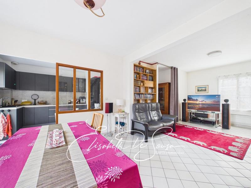 Maison - 109 m² - 6 pièces