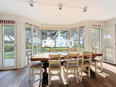 Maison - 140 m² - 7 pièces