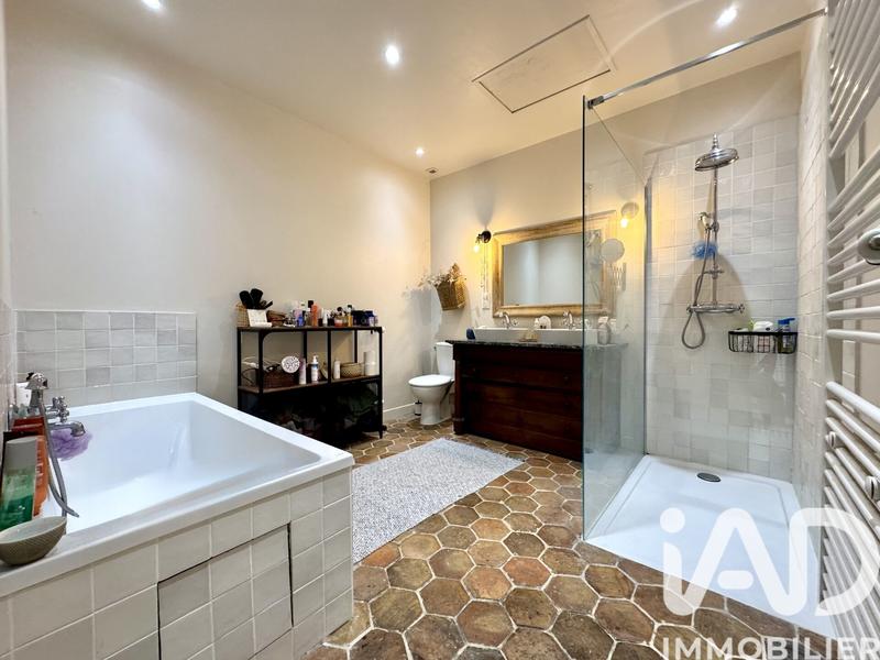 Maison - 180 m² - 7 pièces