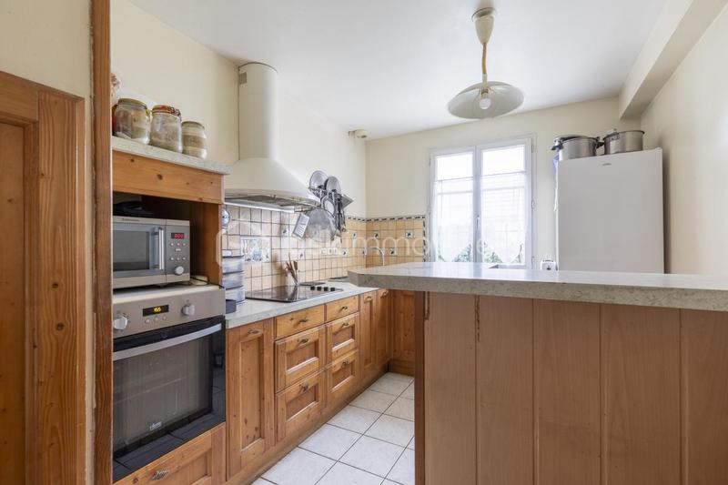 Maison traditionnelle - 95 m² - 5 pièces