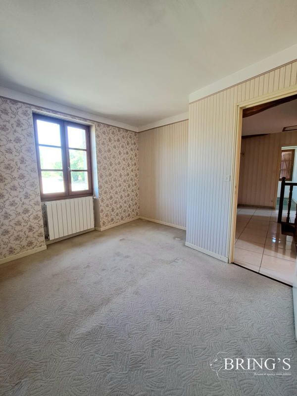 Maison - 117 m² - 8 pièces