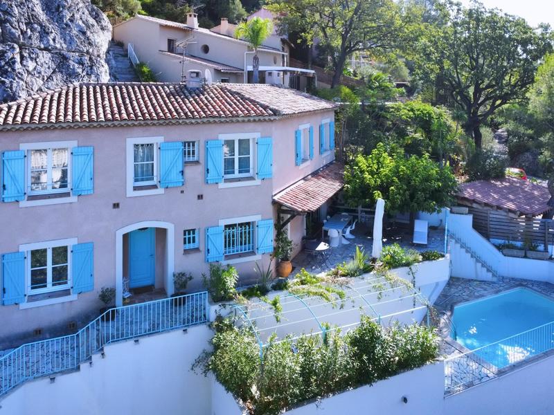 Maison - 145 m² - 6 pièces