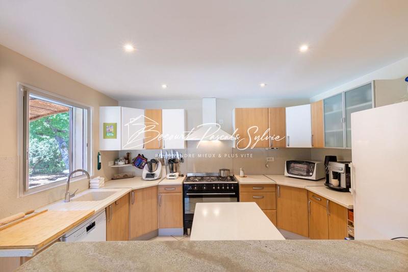 Maison - 178 m² - 7 pièces