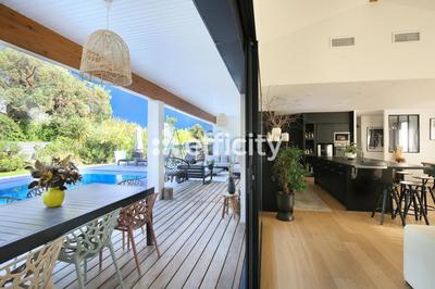 Villa - 147 m² - 5 pièces