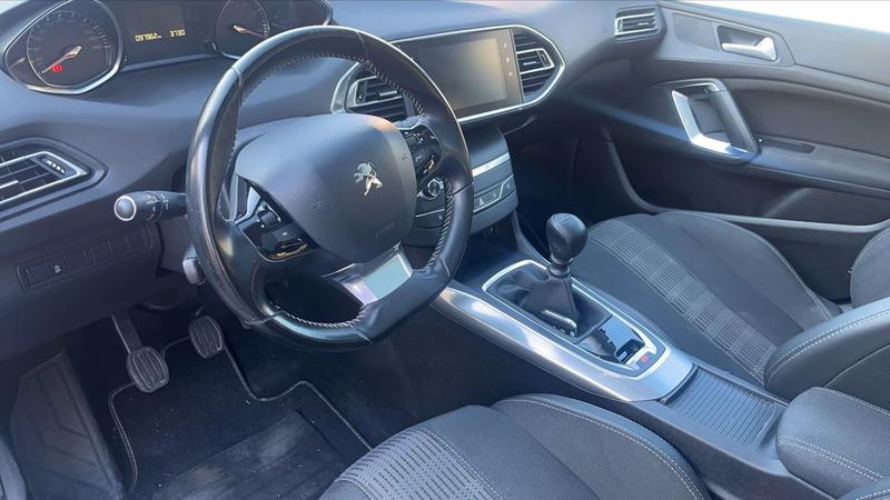 Peugeot 308 II 1.2 PureTech 130 Allure