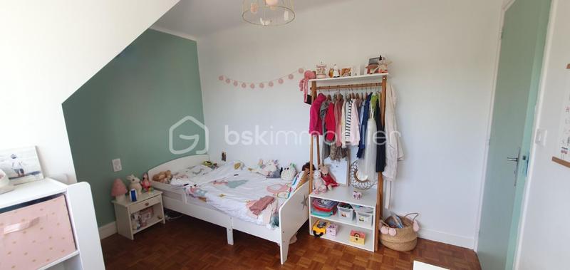 Maison - 142 m² - 7 pièces