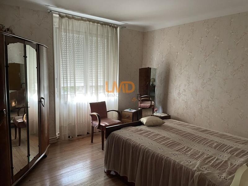 Maison - 127 m² - 8 pièces