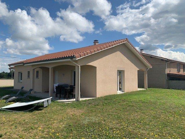 Maison - 106 m² - 4 pièces