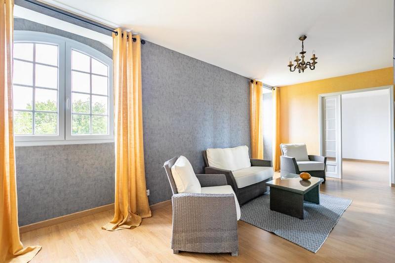 Maison - 170 m² - 4 pièces