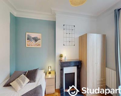 Chambre - 60 m² - 1 pièce