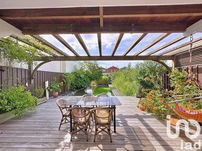 Maison - 140 m² - 5 pièces