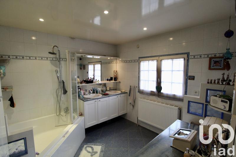 Maison - 159 m² - 6 pièces