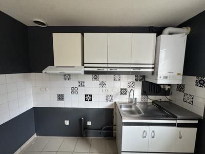 Maison - 90 m² - 6 pièces