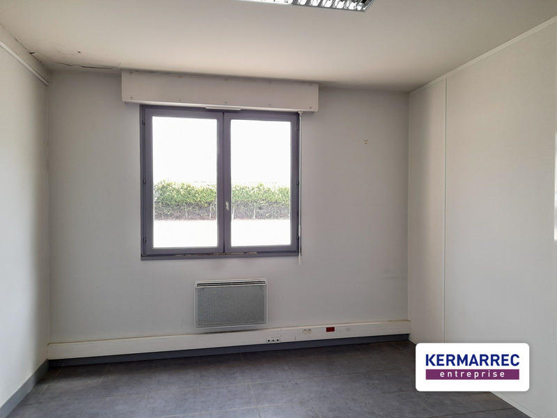 Local commercial - 1 130 m²