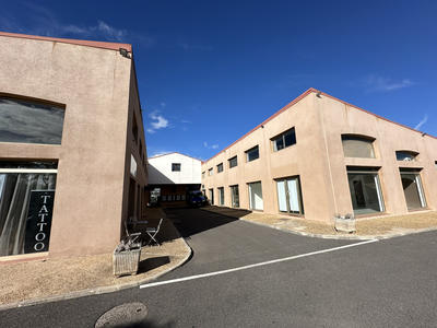 Local commercial - 491 m²