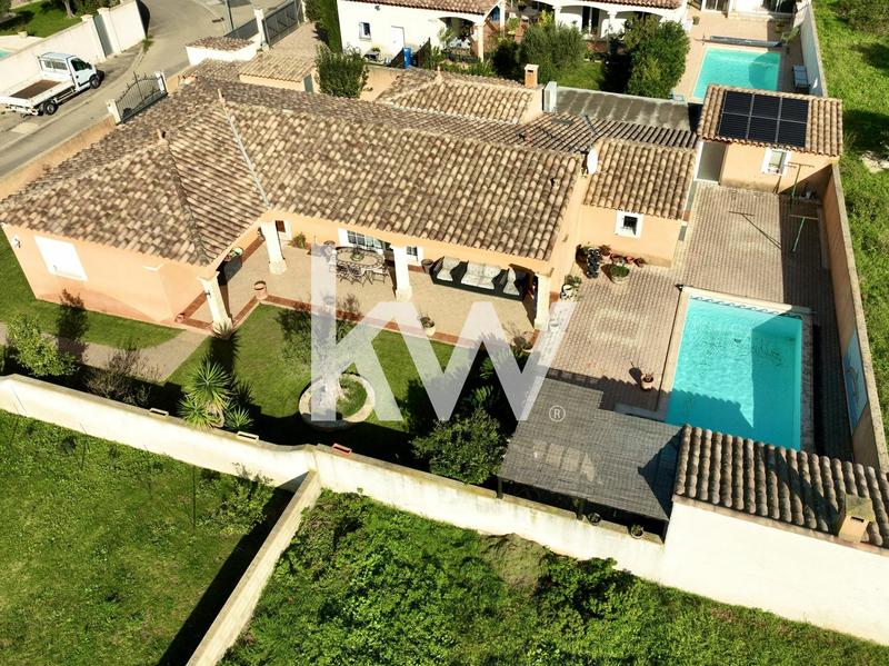 Maison - 176 m² - 7 pièces