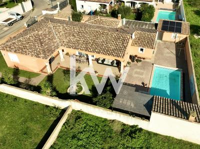 Maison - 176 m² - 7 pièces