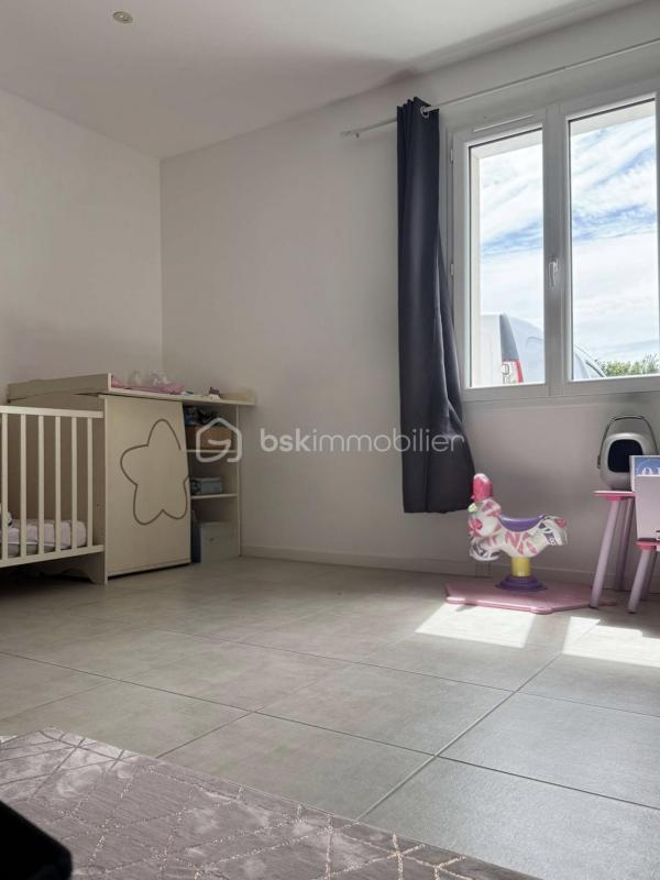 Maison - 102 m² - 4 pièces