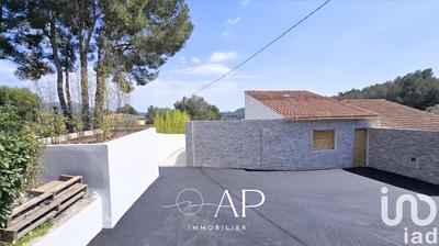 Appartement - 137 m² - 5 pièces