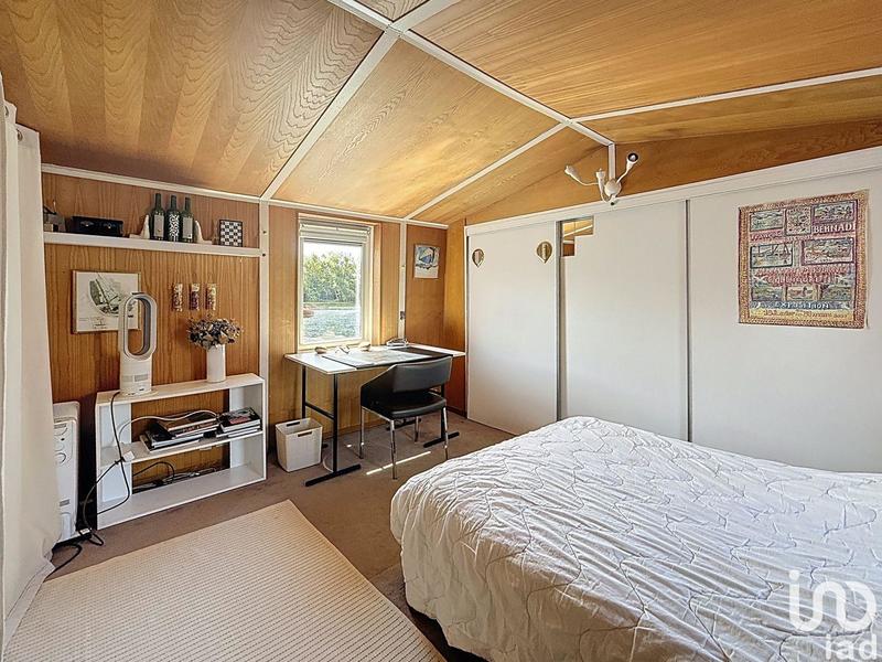 Maison - 223 m² - 6 pièces