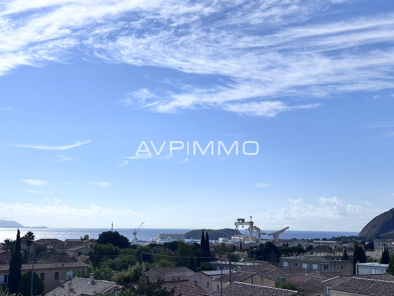 Appartement - 120 m² - 5 pièces