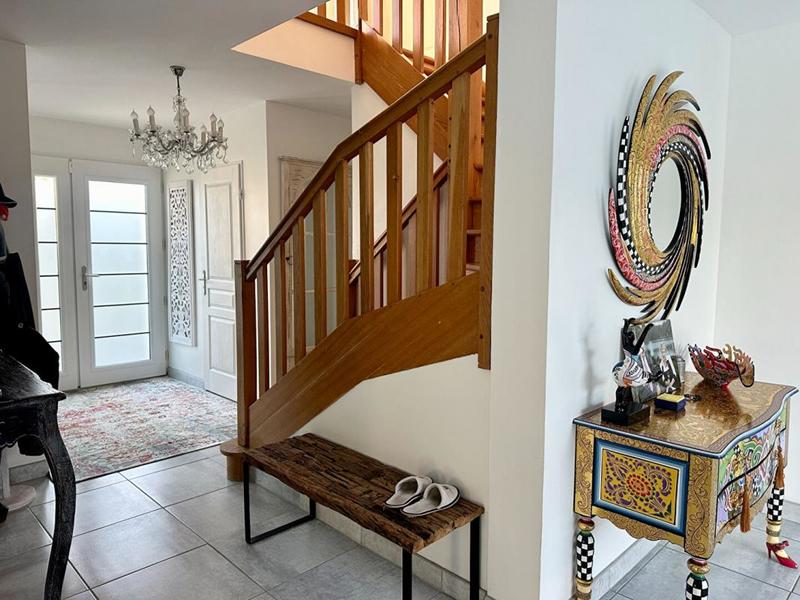 Maison - 170 m² - 6 pièces