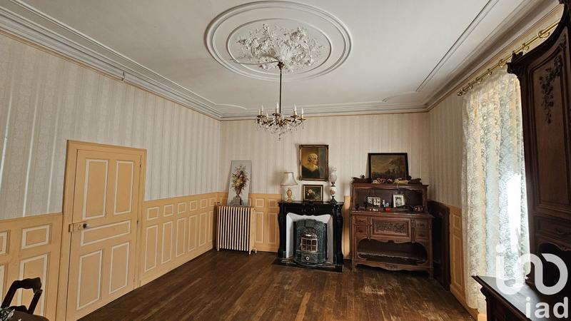 Maison - 205 m² - 7 pièces