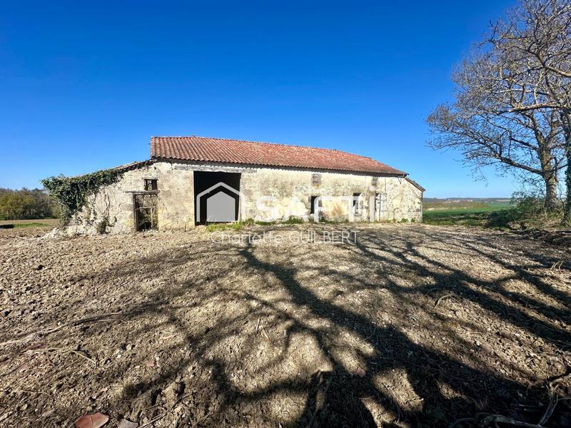 Maison - 288 m² - 3 pièces