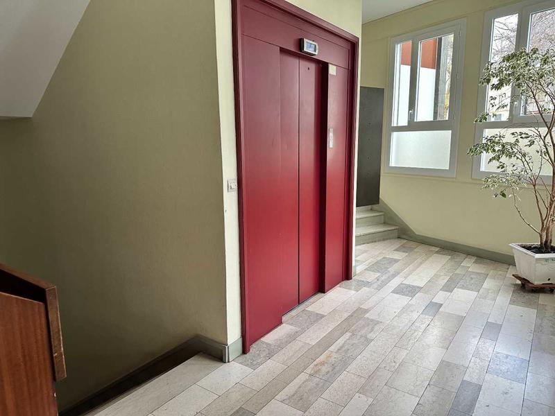 Appartement - 99 m² - 5 pièces