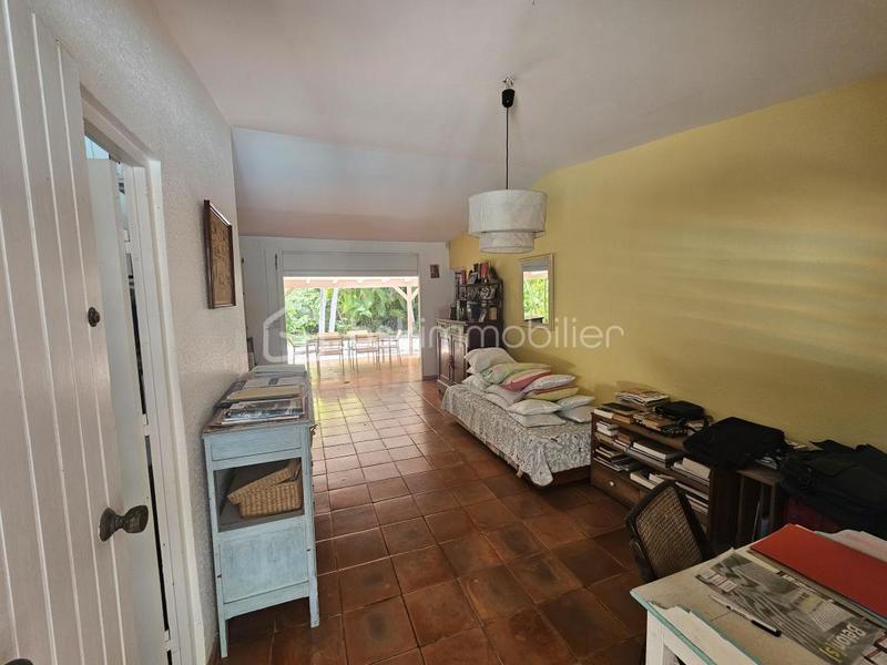 Maison - 226 m² - 4 pièces