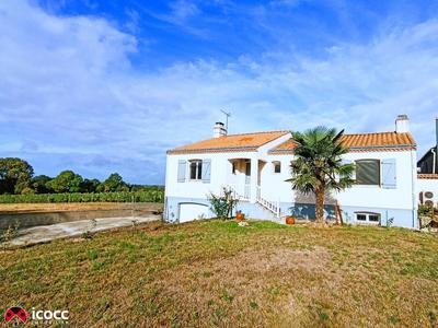 Maison - 120 m² - 6 pièces