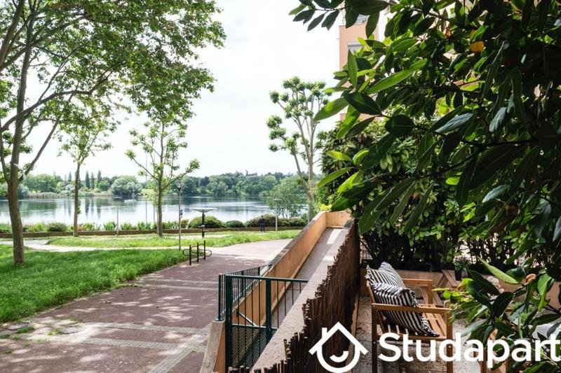 Chambre - 9 m² - 1 pièce