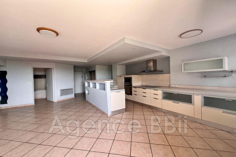 Appartement - 73 m² - 4 pièces