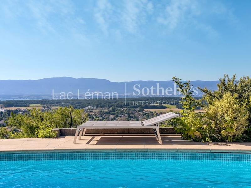 Maison - 246 m² - 6 pièces