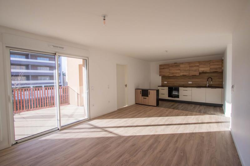 Appartement - 80 m² - 4 pièces