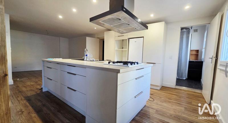 Maison - 121 m² - 5 pièces