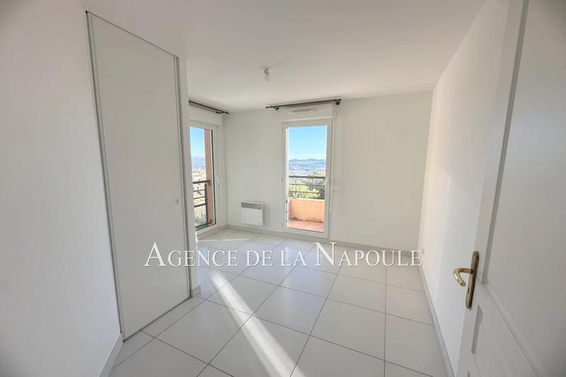 Appartement - 87 m² - 4 pièces