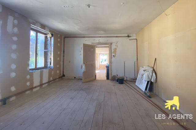 Maison - 110 m² - 4 pièces