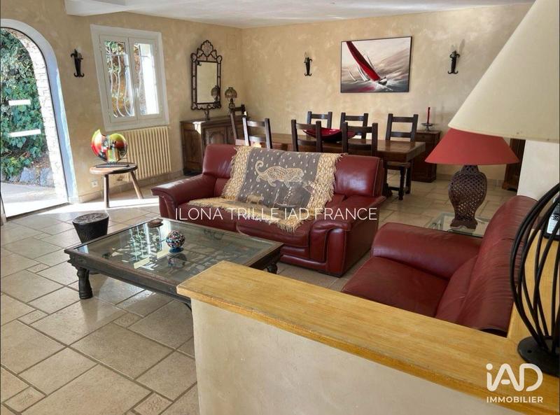 Maison - 206 m² - 5 pièces