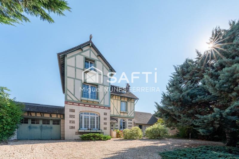 Maison - 206 m² - 10 pièces