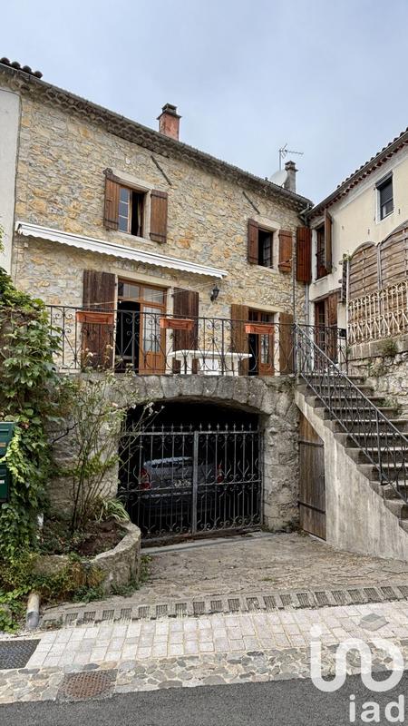 Maison - 167 m² - 7 pièces